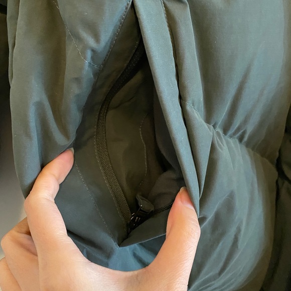 EUC Aritzia Wilfred The Cloud Puff long coat size M - Picture 6 of 8